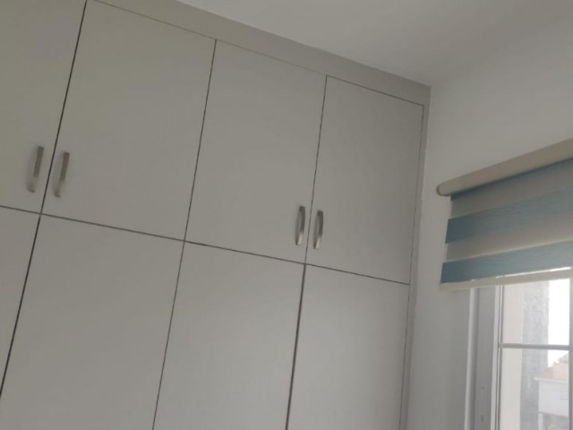 Gönyeli'de ara kat bakımlı, kdv ve trafosu ödenmiş 90m2 daire.