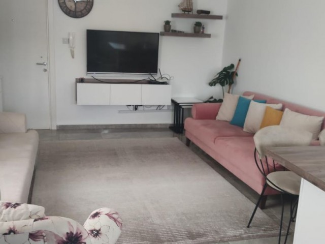 In Gönyeli, 90m2 apartment on the mezzanine floor, well maintained, VAT and transformer paid. 