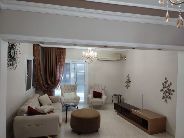 SATILIK DENİZ MANZARALI PENTHOUSE