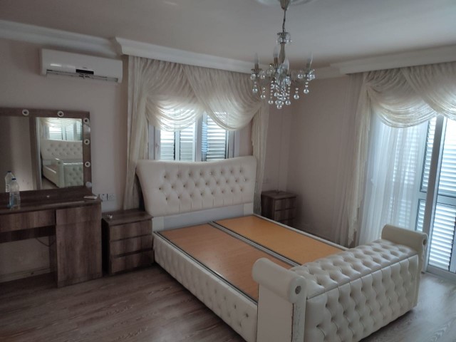 SATILIK DENİZ MANZARALI PENTHOUSE