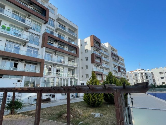 2+1 FLATS FOR SALE WITH COMMON POOL IN LEFKE / GEMİKONAĞI CENTER, FOR LIVING AND INVESTMENT