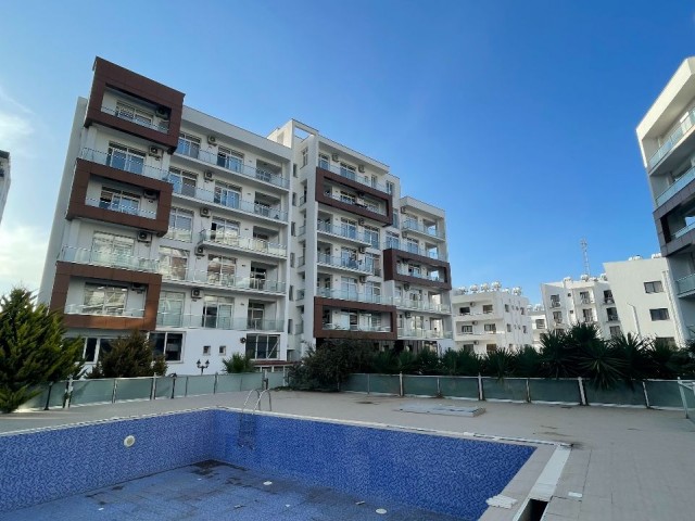 2+1 FLATS FOR SALE WITH COMMON POOL IN LEFKE / GEMİKONAĞI CENTER, FOR LIVING AND INVESTMENT