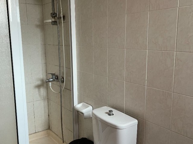 3+1 FLAT FOR RENT IN LEFKE CENTER WITHIN WALKING DISTANCE TO BUS STATIONS AND SEH NAZIM 