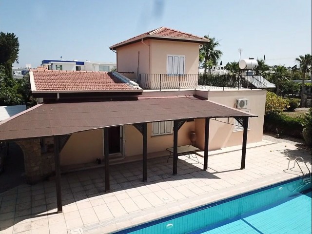 4 yatak odalı müstakil Villa