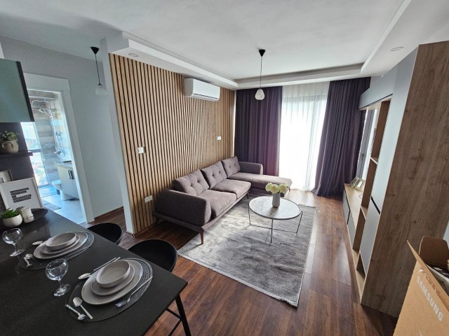 Komplett möbliertes, klimatisiertes 2+1 Apartment mit Aufzug im Zentrum von Yenişehir