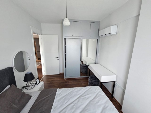 Komplett möbliertes, klimatisiertes 2+1 Apartment mit Aufzug im Zentrum von Yenişehir