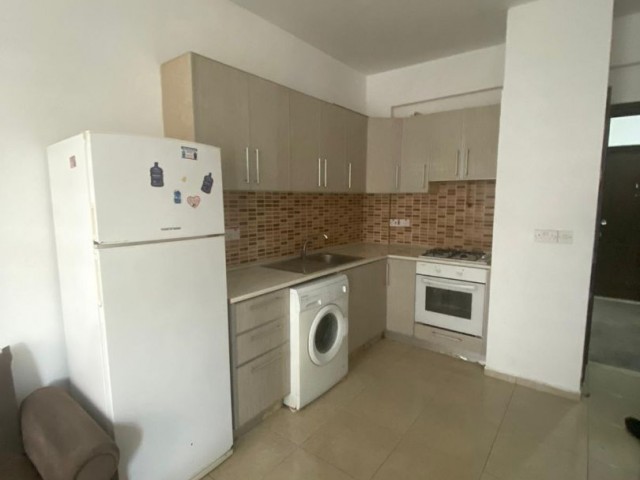 2+1 flat in the center of Ortaköy, suitable for investment with ready tenants.