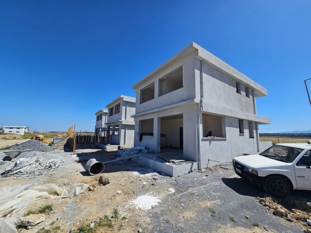 3+1 luxury villas in a high location in Batıkent.