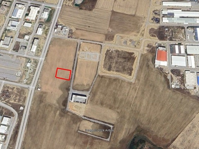 Land in Alayköy industrial zone, suitable for building a Turkish cob factory or warehouse.
