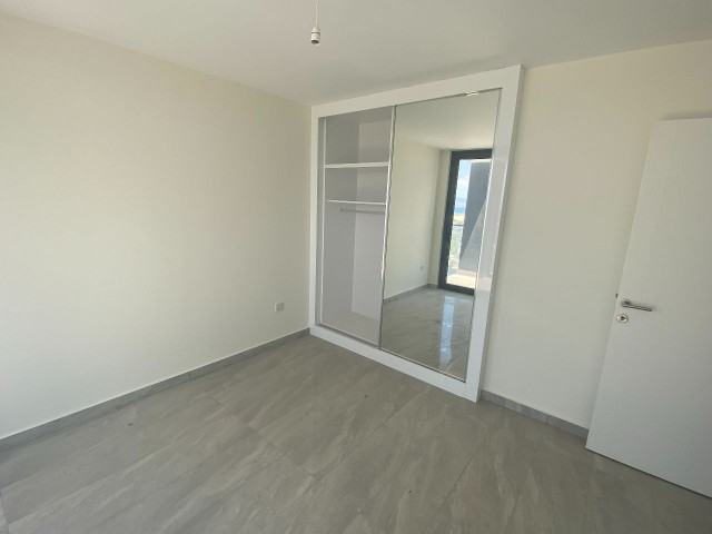 Das einzige einzigartige Penthouse- Stadtzentrum- Meerblick-23. Stock- höchste Etage der Stadt ** 