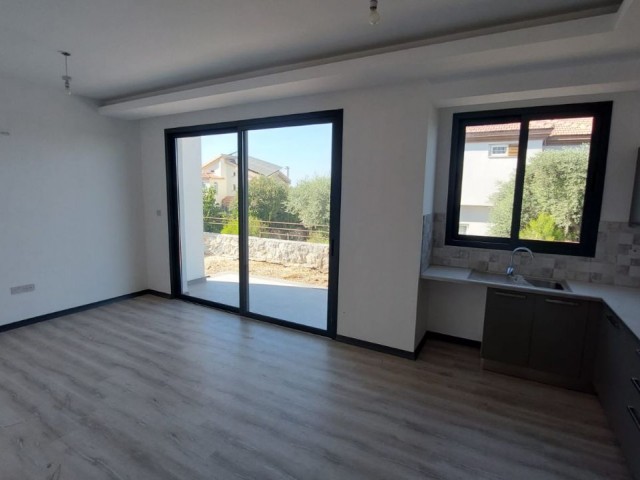 GİRNE OZANKÖYDE 2+1 SATILIK DAİRE 