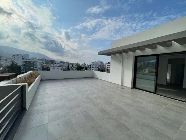 Penthouse Kaufen in Girne Merkez, Kyrenia