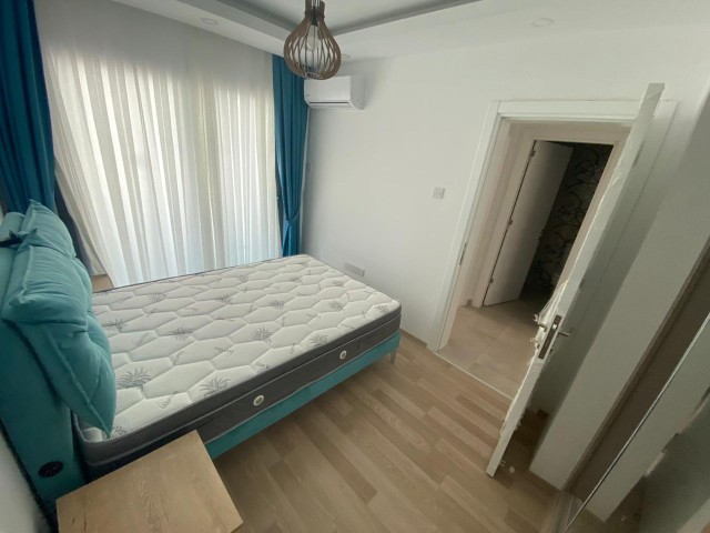 GİRNE ALSANCAK BÖLGESİNDE SATILIK 2+1 KAÇIRILMAYACAK HAVUZLU FIRSAT DAİRE