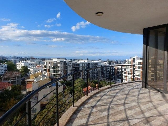 3+1 FLAT WITH COMMON POOL FOR SALE IN KYRENIA CENTER