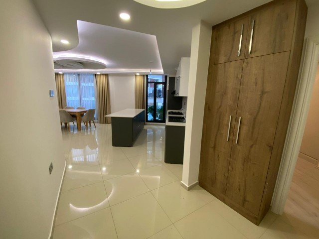 3+1 FLAT FOR SALE IN A PRESTIGIOUS COMPLEX IN KYRENIA CENTER