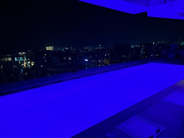 GİRNE MERKEZDE GÜNLÜK KİRALIK PENTHOUSE PARTY EVİ