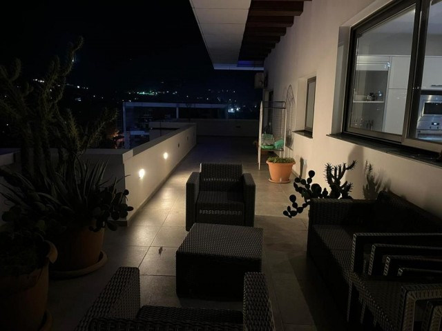 GİRNE MERKEZDE GÜNLÜK KİRALIK PENTHOUSE PARTY EVİ