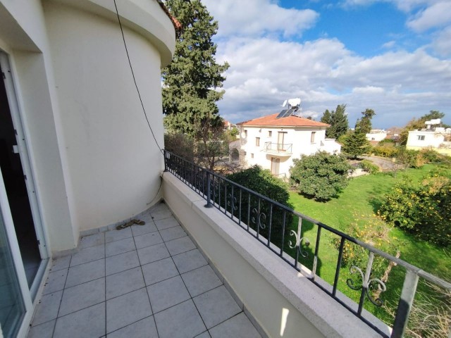 3+1 WOHNUNG ZUR MIETE IN GİRNE ÇATALKÖY MIT BERG- UND MEERBLICK