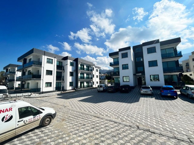 3+1 BRANDNEUE WOHNUNG IN GİRNE ALSANCAKTA