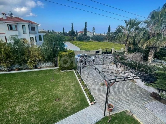 5+2 DETACHED VILLA WITH SEA VIEW FOR RENT IN GİRNE ALSANCAK