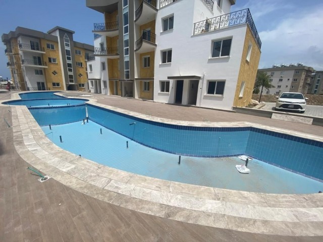 NEW APARTMENTS FOR SALE IN A COMPLEX WITH POOL IN ALSANCAK, GUINEA