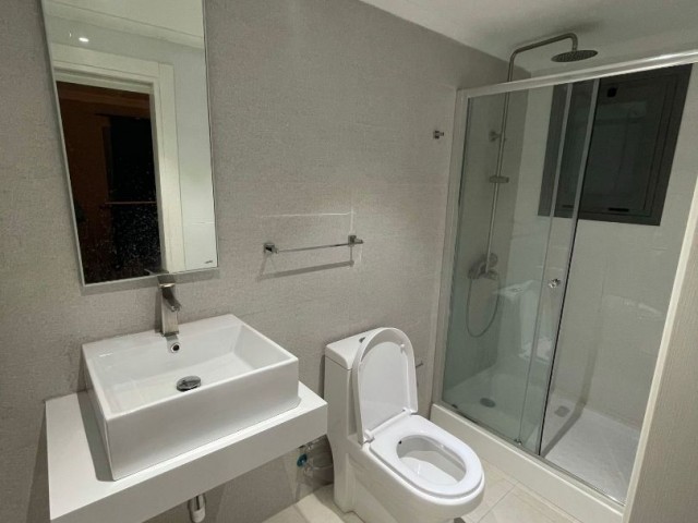 GİRNE'NİN EN MERKEZİ KONUMUNDA SATILIK 2+1 LÜX DUPLEX DAİRE