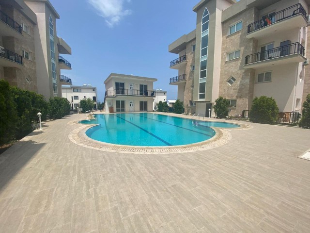 2+1 FLAT WITH POOL FOR DAILY RENT IN ALSANCAK, KYRENIA