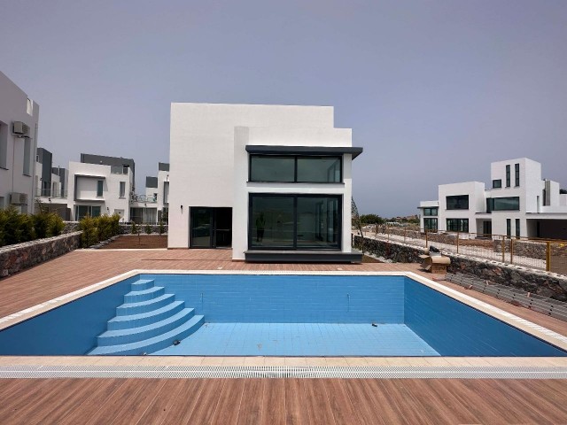 3+1 VILLA WITH PRIVATE POOL FOR SALE IN KYRENIA KARŞIYAKA