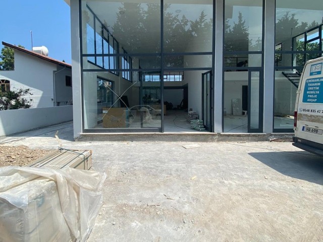 ZERO FLOOR SHOP FOR RENT ON THE MAIN STREET IN THE CENTER OF KYRENIA