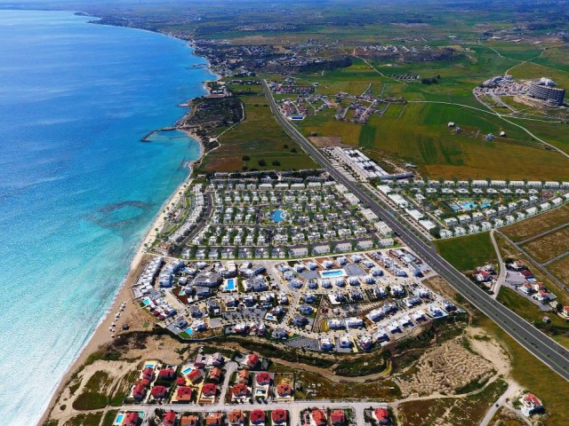 LUXUSVILLA ZUM VERKAUF AM STRAND IN İSKELE