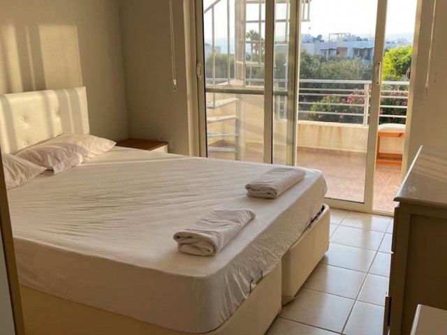 2+1 Penthouse in der Gegend von Kyrenia Esentepe