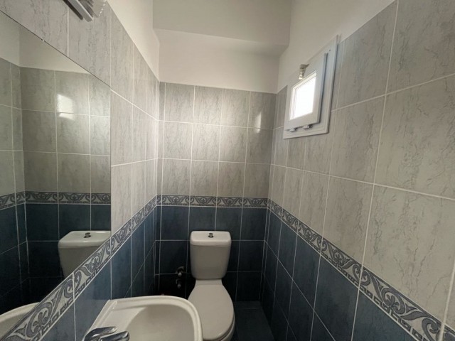 Girne merkez de 4+1 penthouse 