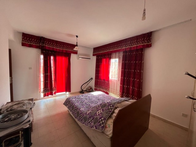 Girne merkez de 4+1 penthouse 