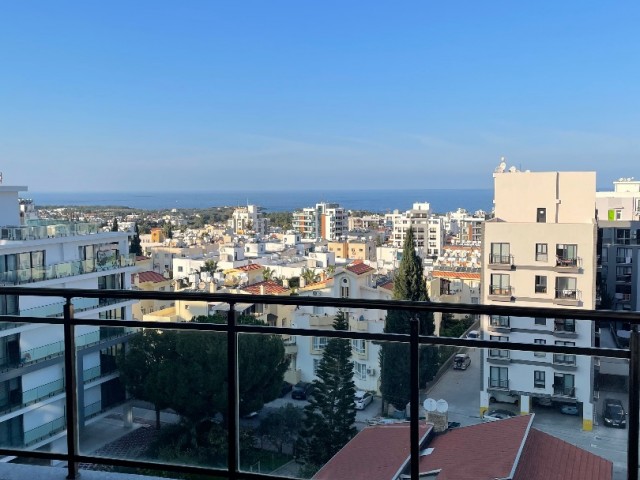 3+1 mit großem Balkon in Kyrenia