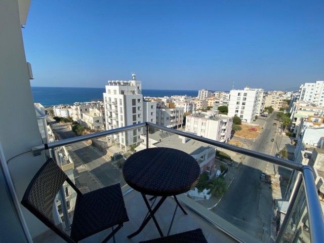 Penthouse mit 1 Schlafzimmer im Herzen von Kyrenia zu verkaufen