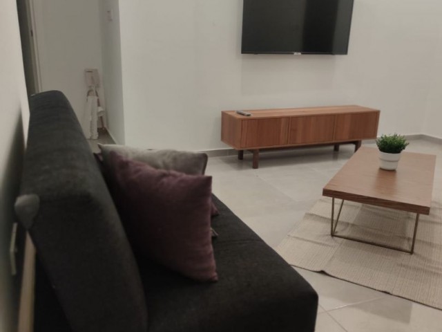 Yenikent bölgesinde 2+1 eşyalı penthouse 