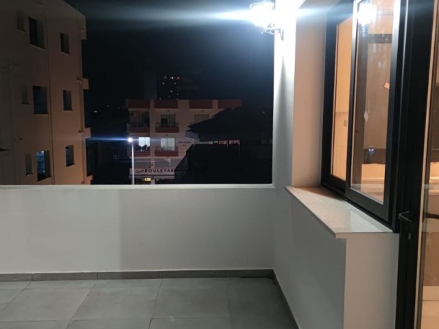 Yenikent bölgesinde 2+1 eşyalı penthouse 