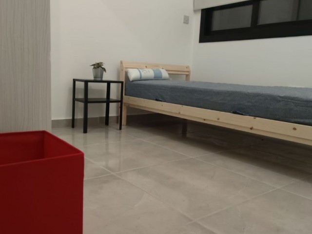 Yenikent bölgesinde 2+1 eşyalı penthouse 