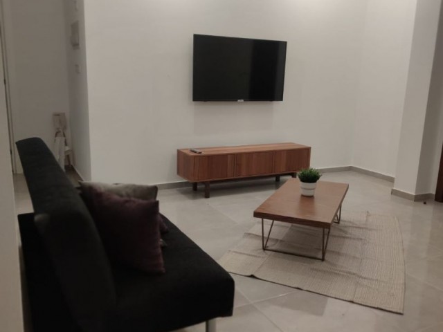 Yenikent bölgesinde 2+1 eşyalı penthouse 