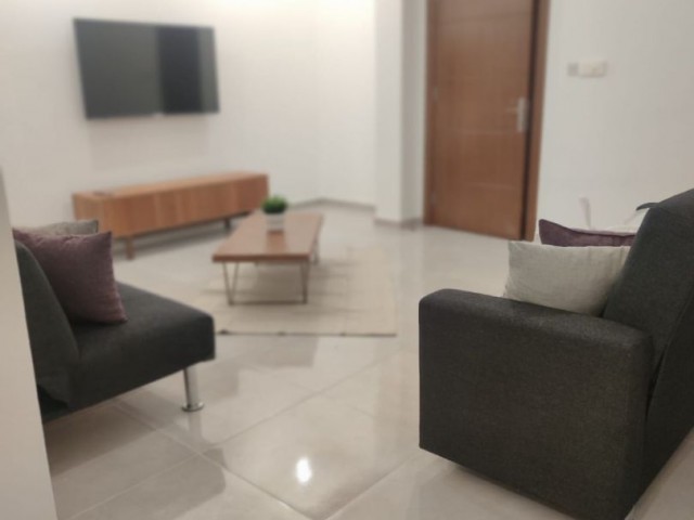 Yenikent bölgesinde 2+1 eşyalı penthouse 