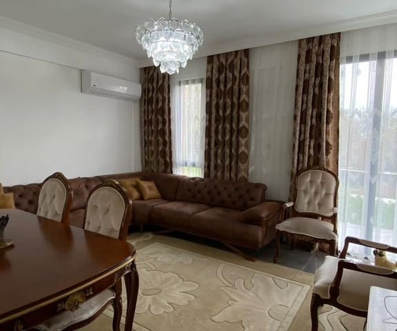 Girne/Alsancak 2+1 250m2 Villa