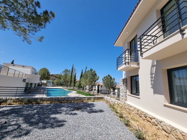 Excellent rental potential 2 bedrooms flats with sea and mountain views including all facilities swimming pool, gym, restaurant VAT paid