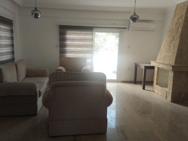 Girne/Alsancak 3+1ortak havuzlu villa 