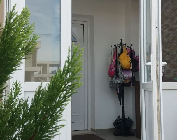 Bölünmüştür 2 adet ikiz villa komple satılıktır 