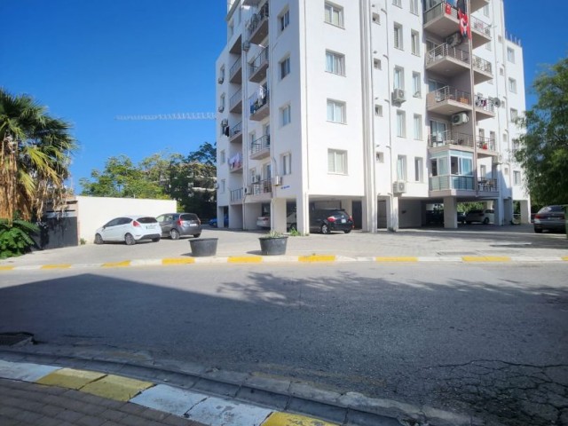 2+1 Penthouse zum Verkauf im Kyrenia Center