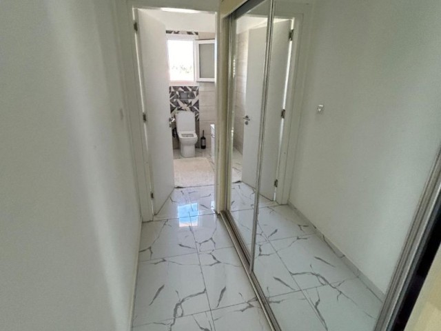 Nicosia/Gonyeli 3+2 260 M2 آپارتمان برای فروش