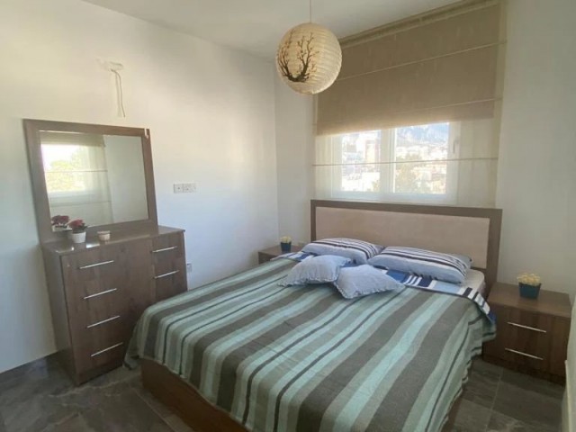 Furnished, air-conditioned apartment with en-suite bathroom in Kyrenia Center