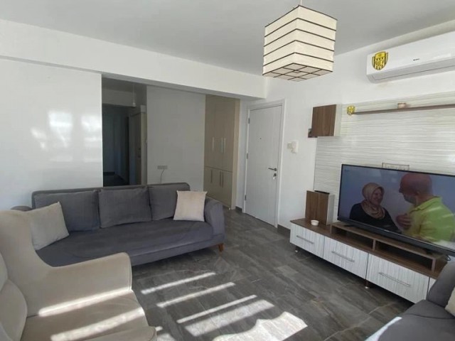 Furnished, air-conditioned apartment with en-suite bathroom in Kyrenia Center