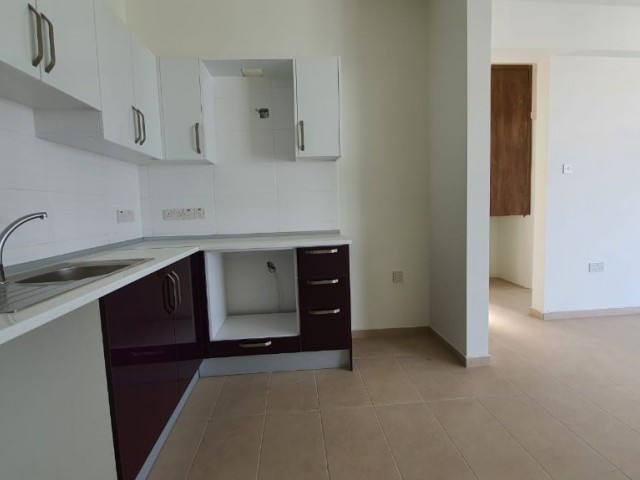 Penthouse For Sale in Küçük Kaymaklı, Nicosia