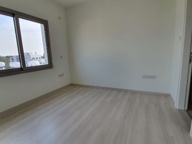 Penthouse For Sale in Küçük Kaymaklı, Nicosia